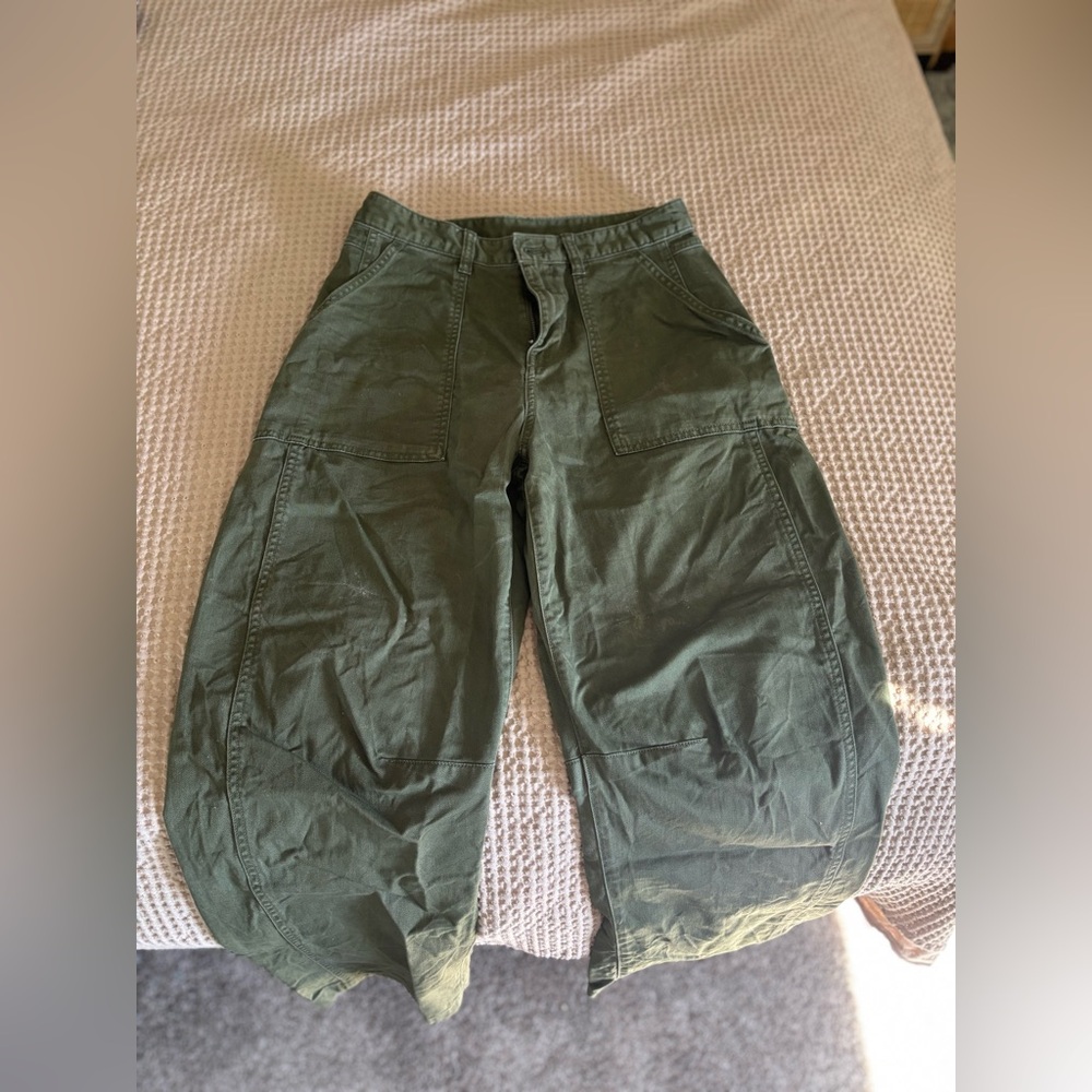 GAP Midrise Twill Barrel Pants - Picture 2 of 3